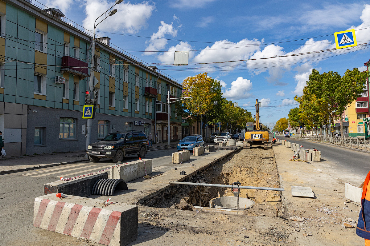 Работы по обустройству ливневого коллектора завершаются в Южно-Сахалинске |  26.09.2023 | Южно-Сахалинск - БезФормата