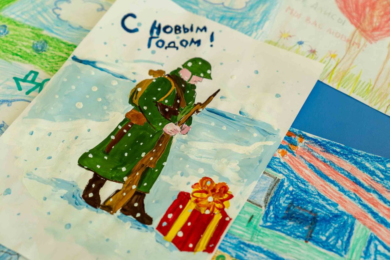 Открытка солдату детский рисунок