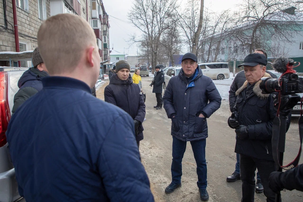 В каждом многоквартирном доме Южно-Сахалинска должен появиться образцовый  подъезд | 11.12.2022 | Южно-Сахалинск - БезФормата