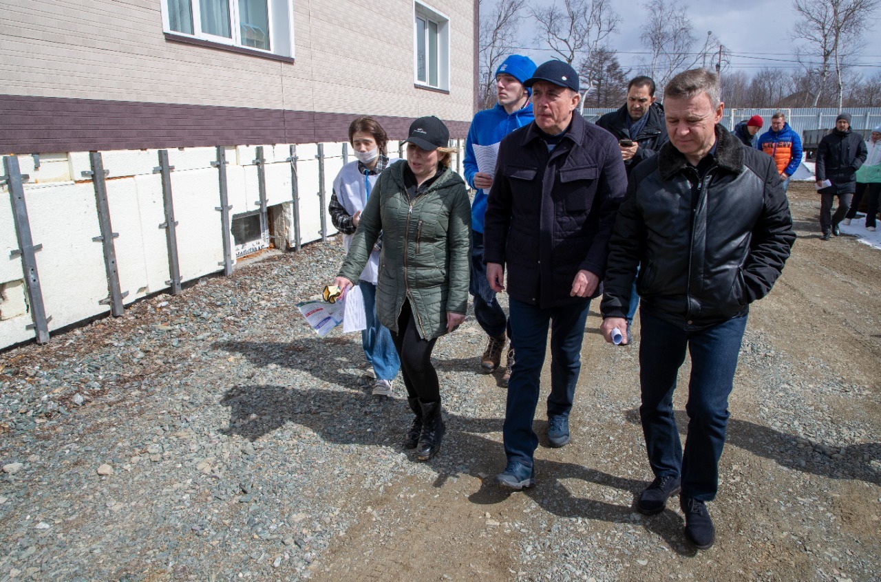 Ямочный ремонт в Южно-Сахалинске должны завершить к 12 июня | 04.04.2022 |  Южно-Сахалинск - БезФормата