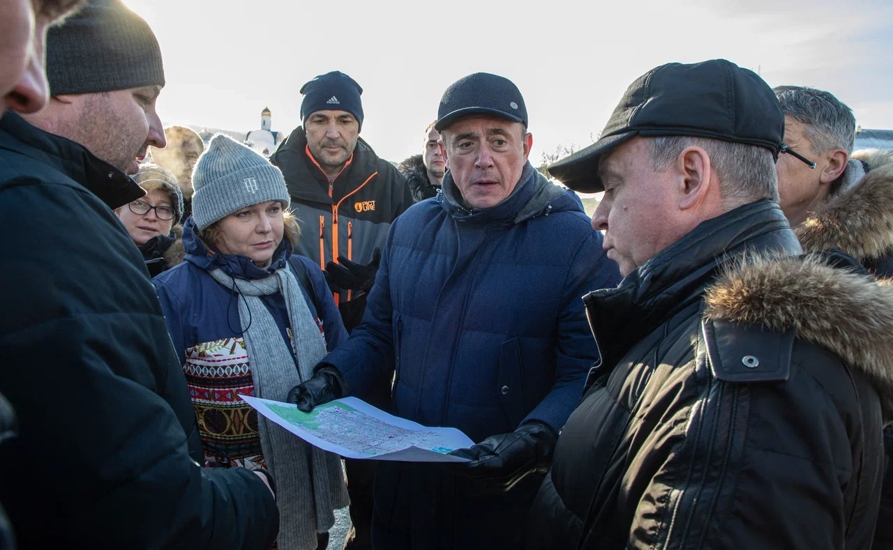 Сахком 2024. Сахалин сегодня. Губернатор Лиморенко на стройке в городе Южно Сазалинске. Южно-сахалинские новости сегодняшние.