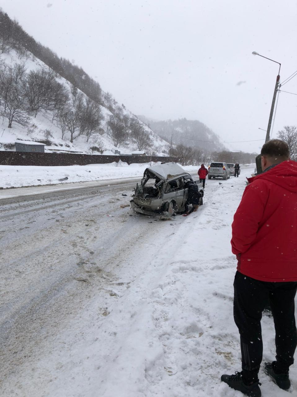 Водитель и пассажирка скончались при страшном ДТП на въезде в Невельск |  31.01.2022 | Южно-Сахалинск - БезФормата