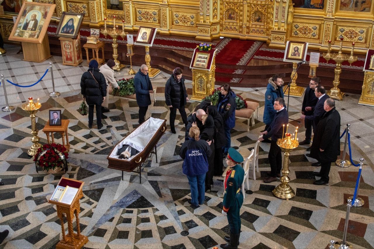 Прощание с Павлом Егоровым состоялось сегодня в Южно-Сахалинске |  02.02.2024 | Южно-Сахалинск - БезФормата