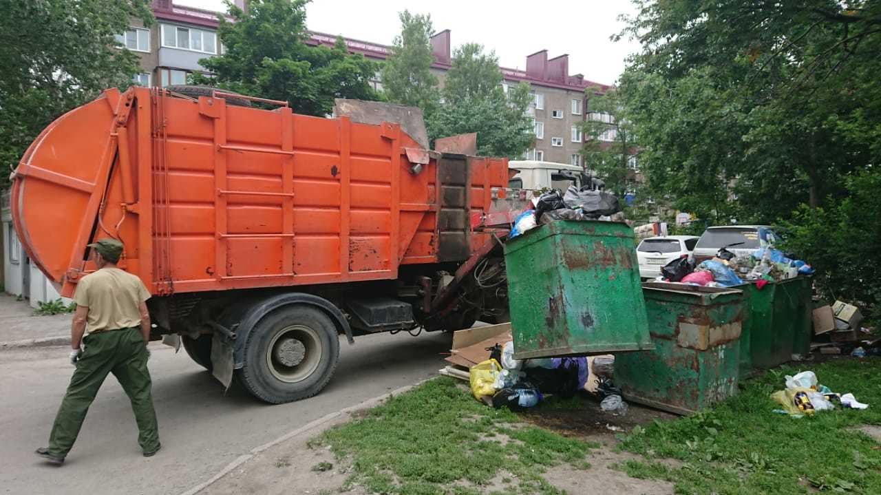 Администрация Южно-Сахалинска требует изменить подход к уборке мусорных  площадок | 17.07.2020 | Южно-Сахалинск - БезФормата