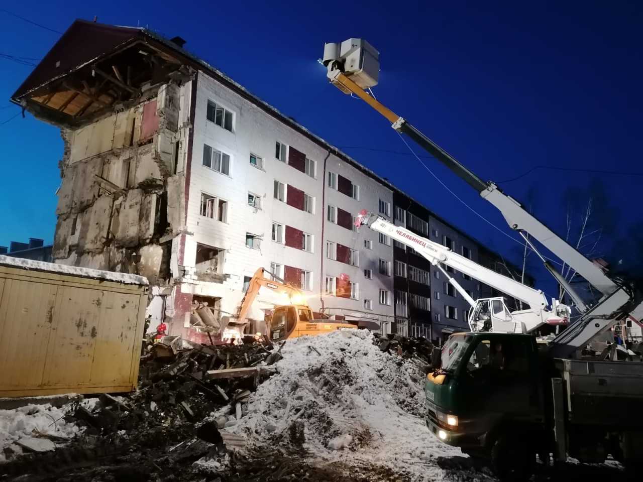 В Тымовском погибло 9 человек из-за взрыва бытового газа | 19.11.2022 |  Южно-Сахалинск - БезФормата